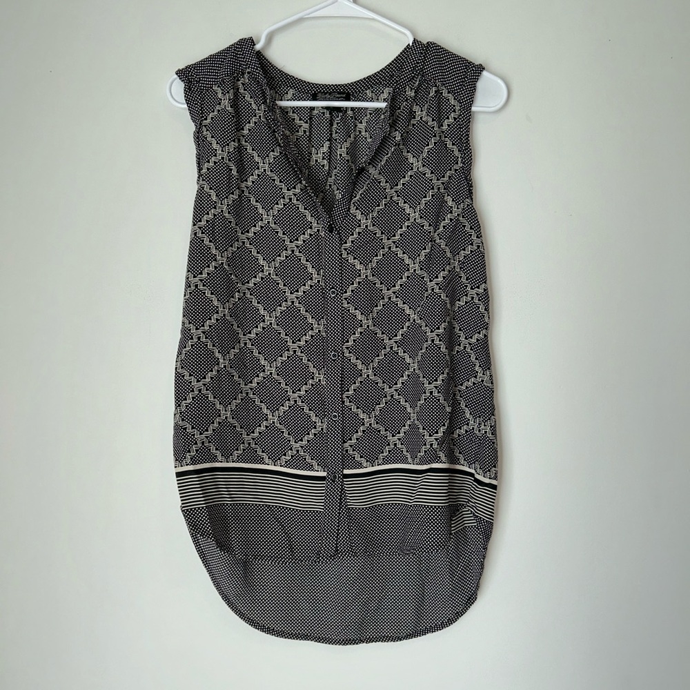 Lucky Brand Women’s Small Black and Gray Sleeveless Blouse
